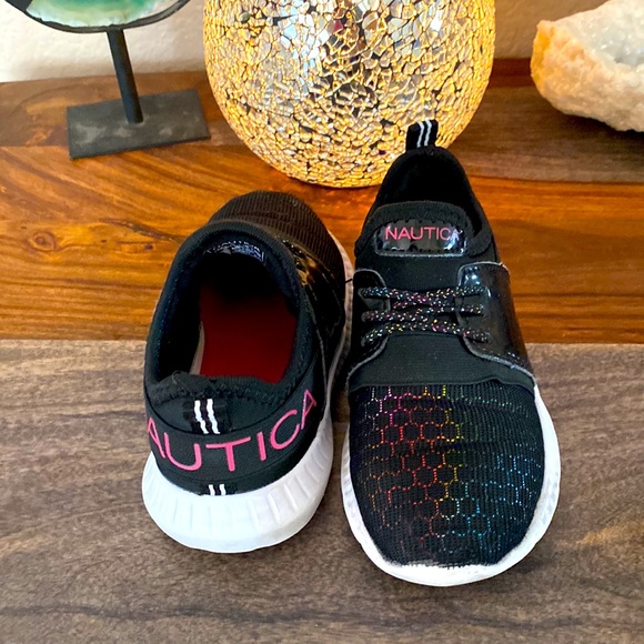 ❌SOLD❌ Little Girl’s Náutica slip on sneakers with multicolored sparkle design - Picture 2 of 8